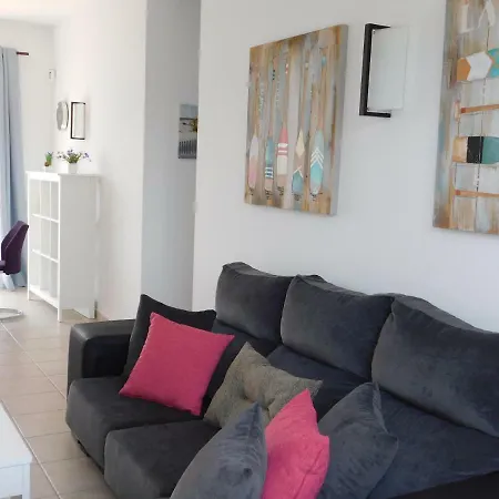 בית נופש El Roquito Ocean View *