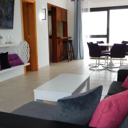 El Roquito Ocean View Nyaraló *